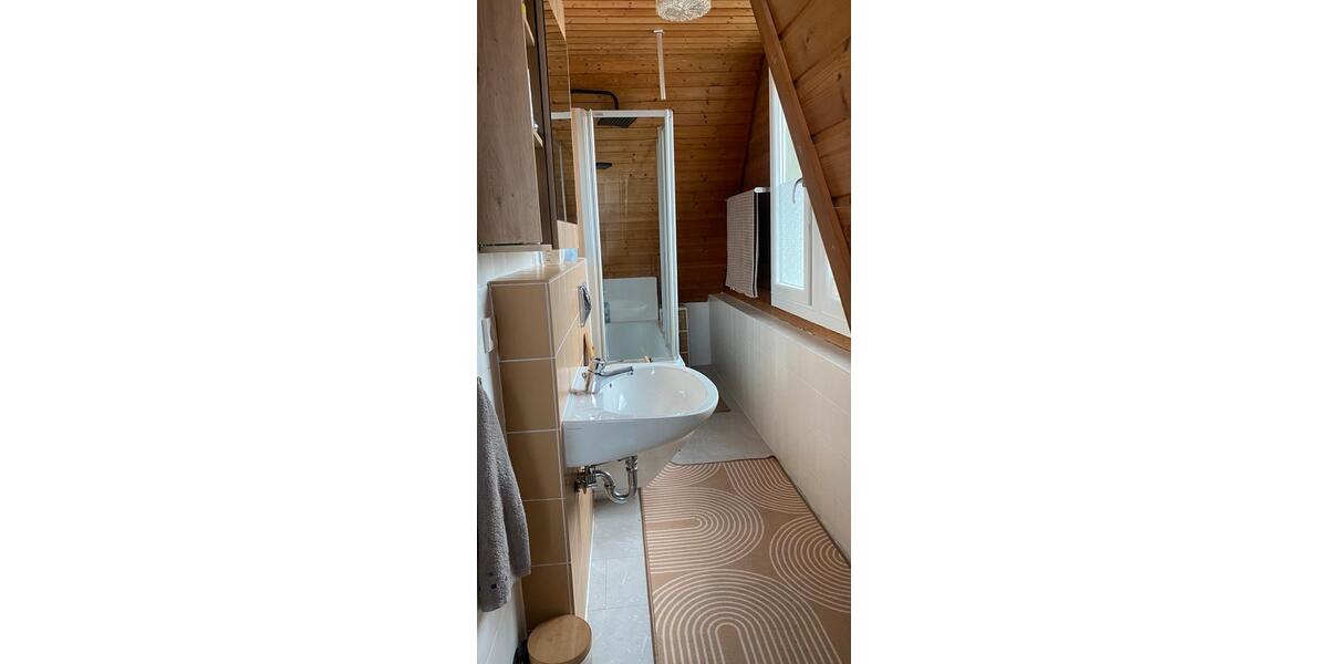 Wohnen auf Zeit Villingen-Schwenningen Schwenningen - 1 Zimmer, 16 m&sup2;, 420&euro; | Angebot:26104605