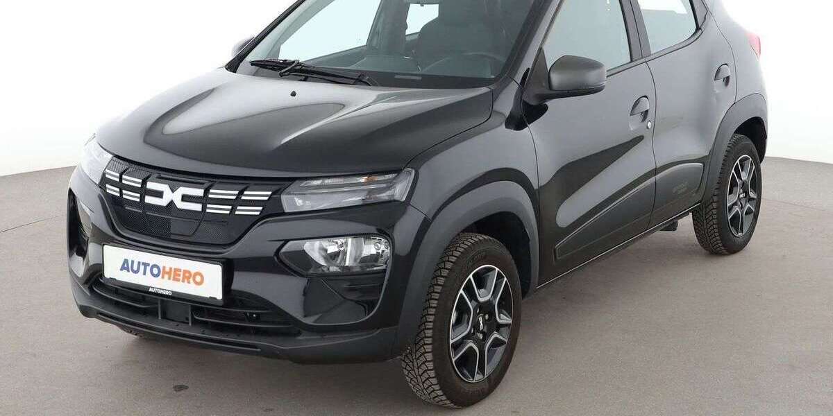 Dacia Spring 11.421 km 12.190 &euro; Stuttgart 70195