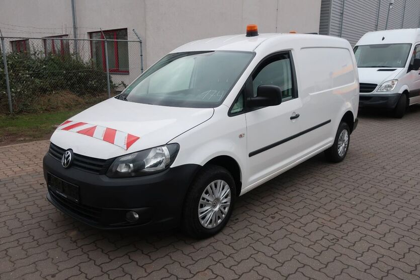 VW Caddy 240.326 km 7.900 € Hannover 30179