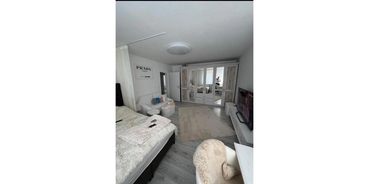 Erdgeschoßwohnung Bergisch Gladbach - 2 Zimmer, 65 m&sup2;, 220.000&euro; | Angebot:24732767