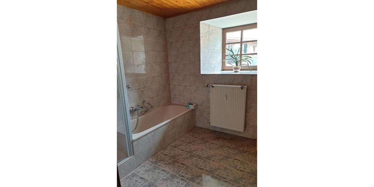 Erdgeschoßwohnung Wellheim - 2 Zimmer, 63 m&sup2;, 481&euro; | Angebot:26399603
