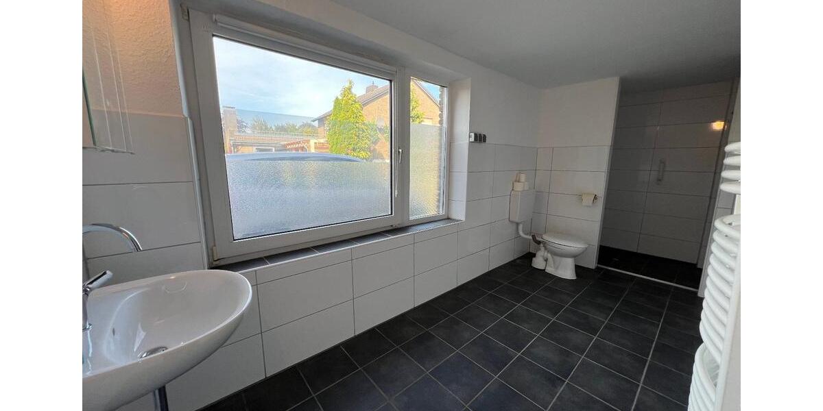 Mehrfamilienhaus, Wohnhaus Geldern - 12 Zimmer, 292 m&sup2;, 2.895&euro; | Angebot:25417361