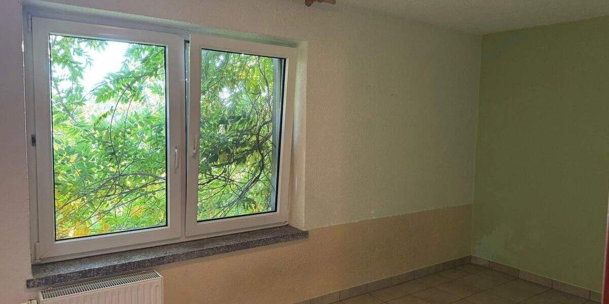 Einfamilienhaus Ostrau - 7 Zimmer, 248 m&sup2;, 380.000&euro; | Angebot:25768268
