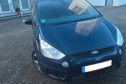 Ford S-Max 186.400 km 3.999 &euro; Remscheid 42859