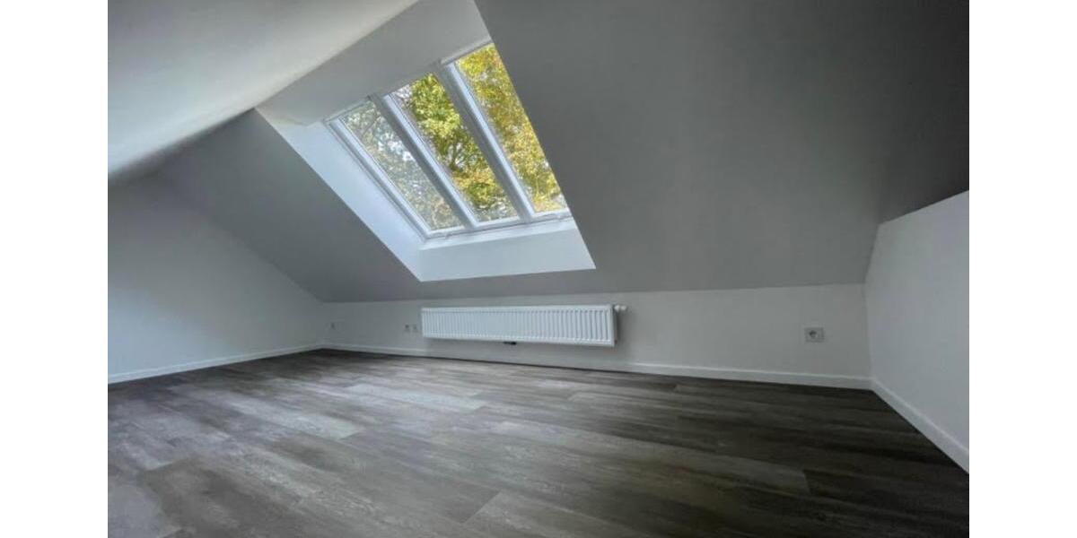 Dachgeschoßwohnung Tostedt - 2 Zimmer, 98 m&sup2;, 1.180&euro; | Angebot:25392869