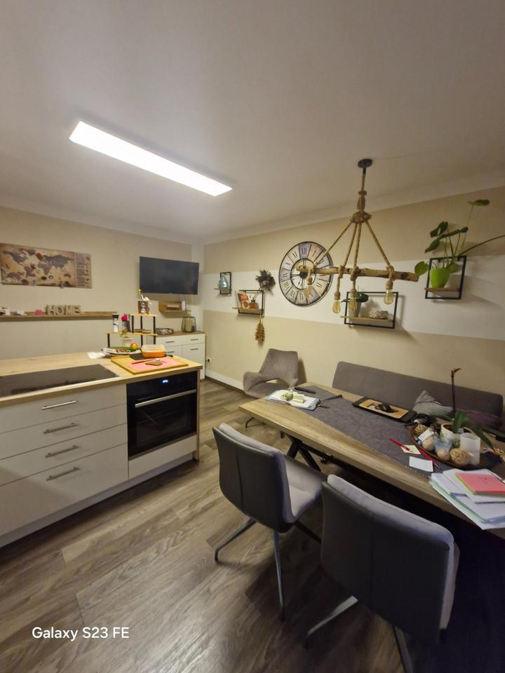 4Zimmer Whg mit Balkon,Auerbach ruhige Lage,im Doppelhaus