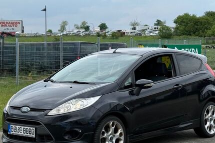 Ford Fiesta 208.000 km 2.999 &euro; Wildau 15745