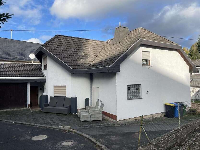 Haus zum Kaufen in Bickenbach 199.000 € 121 m²