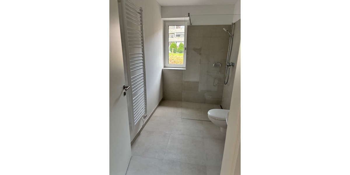 Staffelgeschoss mit großer Terrasse 3 zimmer