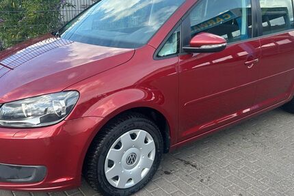 VW Touran 283.000 km 5.000 &euro; Kassel 34132