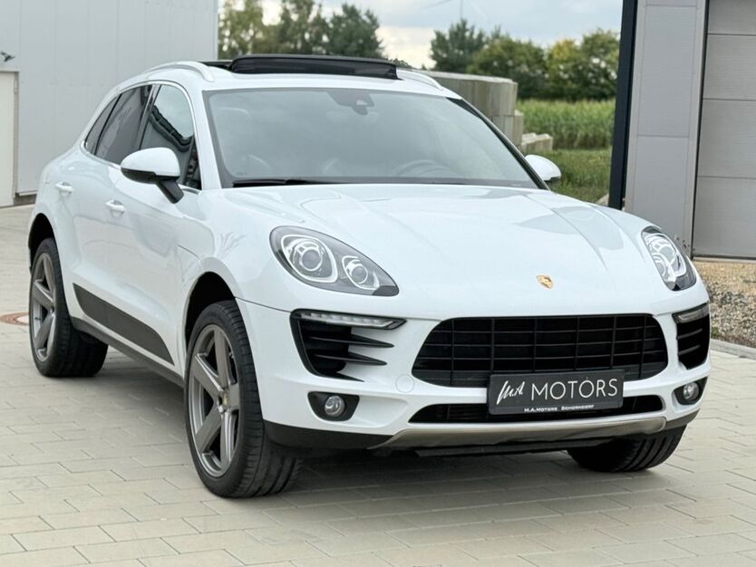 Porsche Macan 133.000 km 38.900 € Schorndorf/Schlichten (20Km von Stuttgart) 73614