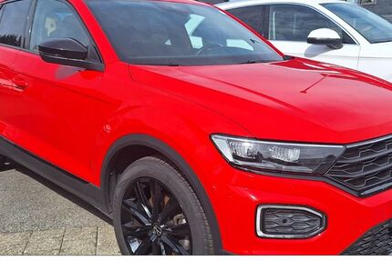 VW T-Roc 77.149 km 21.800 &euro; Neuhaus/Rwg i. Thüringen 98724