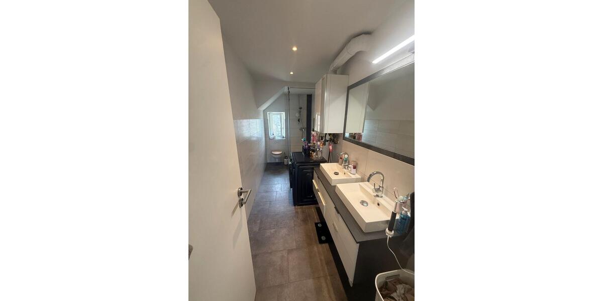 Etagenwohnung Stendal - 4 Zimmer, 103 m&sup2;, 721&euro; | Angebot:26398079