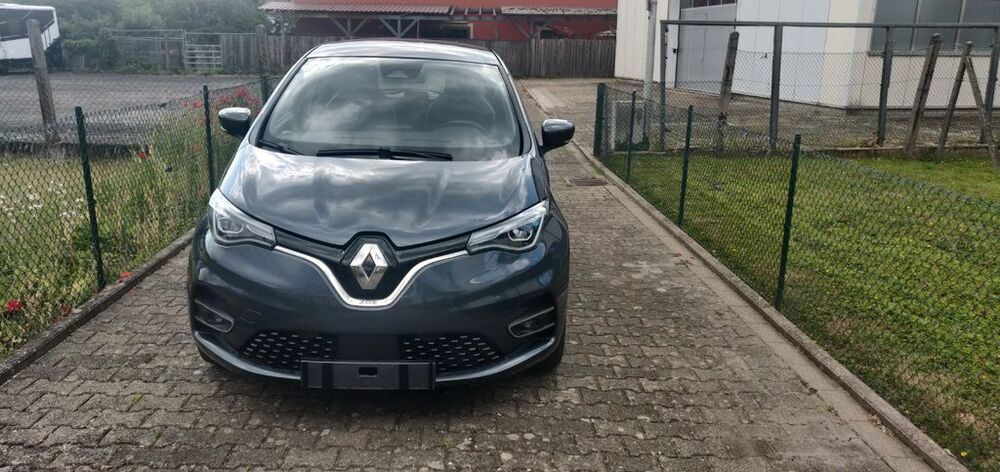 ZOE