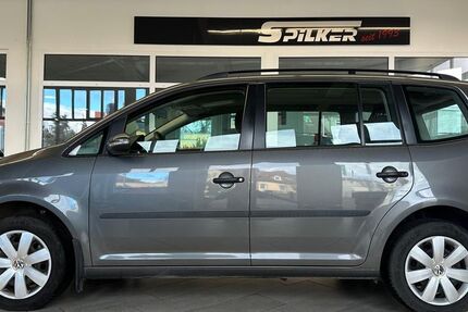 VW Touran 149.349 km 7.999 € Ballenstedt 06493
