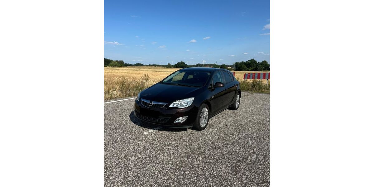Opel Astra 97.107 km 6.990 &euro; Lutherstadt Wittenberg 06886