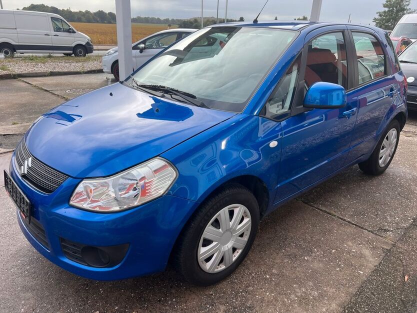 Suzuki SX4 61.000 km 6.900 € Leipzig / Holzhausen 04288