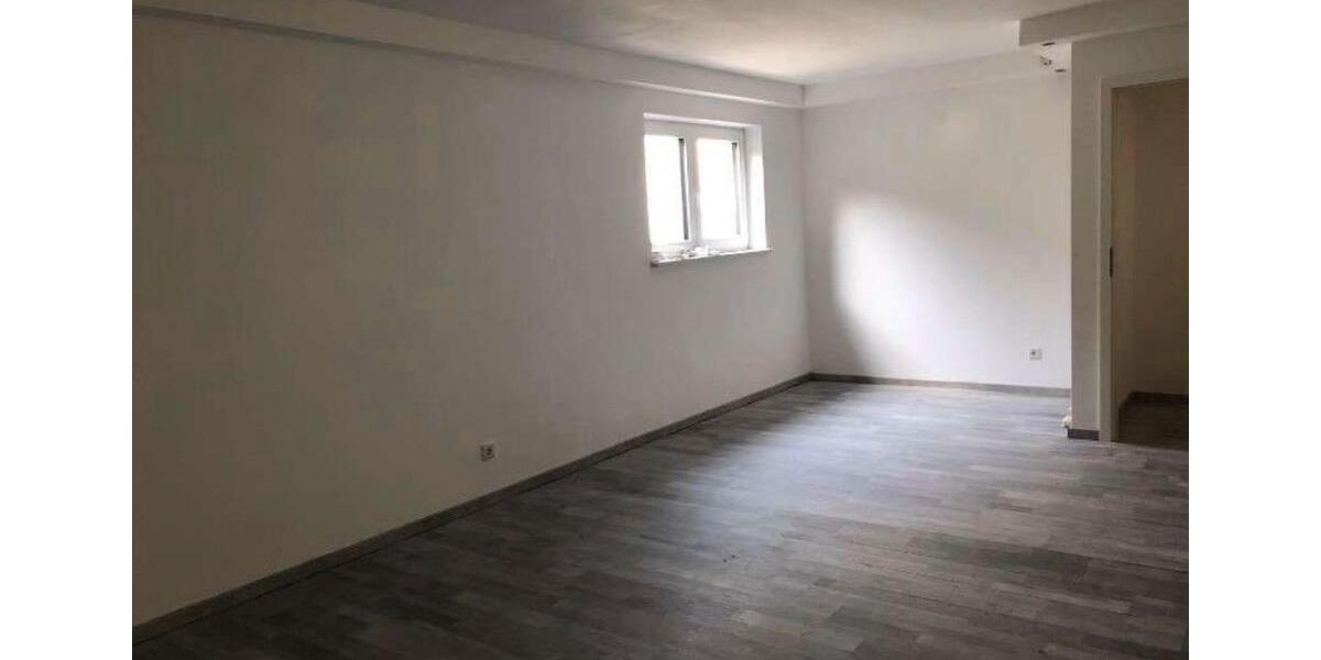 Erdgeschoßwohnung Bamberg Am Bruderwald - 3 Zimmer, 104 m&sup2;, 1.550&euro; | Angebot:25405480