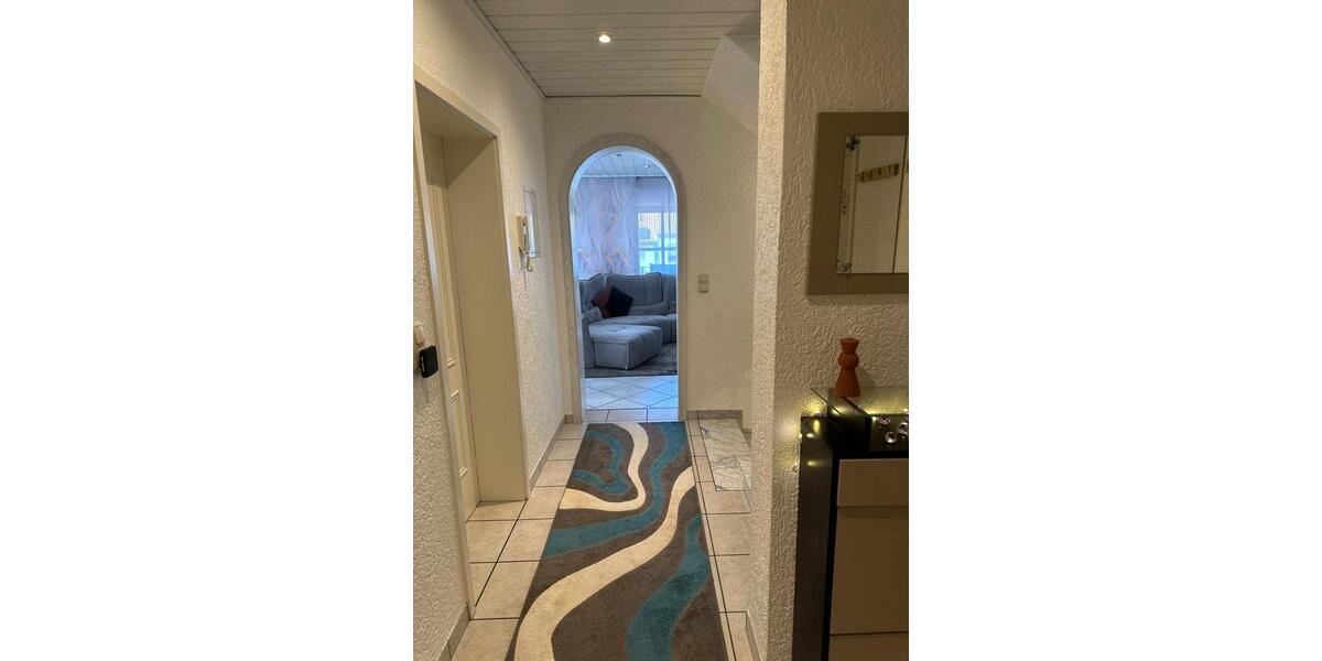 Einfamilienhaus Nidderau - 4 Zimmer, 100 m&sup2;, 2.300&euro; | Angebot:25104375