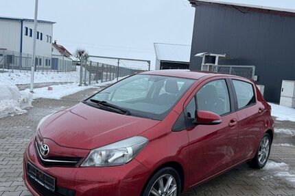 Toyota Yaris 133.000 km 4.599 &euro; Köfering 93096