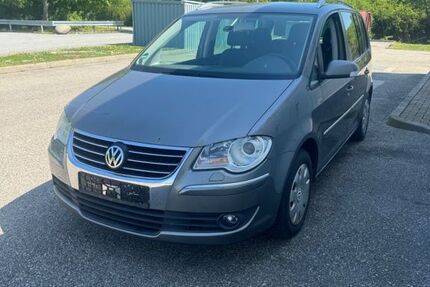 VW Touran 236.595 km 2.700 &euro; Falkenberg 84326