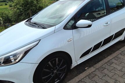 Kia ceed / Ceed 190.000 km 6.000 &euro; Nidda 63667