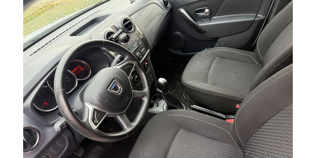 Dacia Logan 145.300 km 4.500 &euro; Berghülen 89180