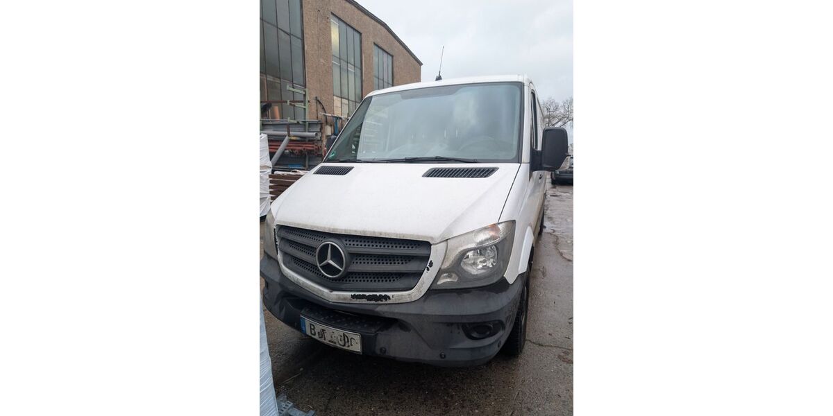 Mercedes-Benz Sprinter 156.700 km 13.800 &euro; Berlin 12557