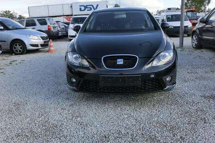 Seat Leon 205.000 km 6.200 € München 81829