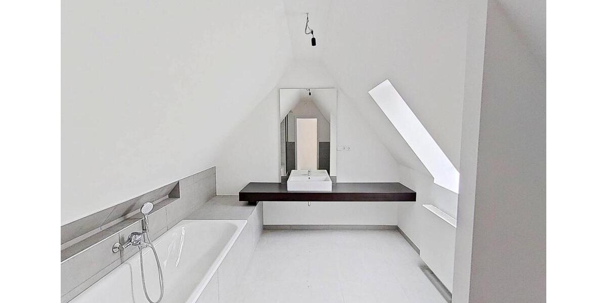 Maisonettenwohnung Mönchengladbach - 5 Zimmer, 148 m&sup2;, 1.332&euro; | Angebot:24941246