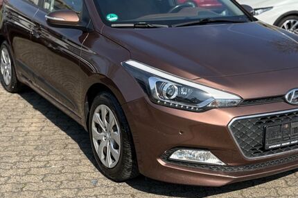 Hyundai i20 117.999 km 5.799 &euro; Hanau 63452
