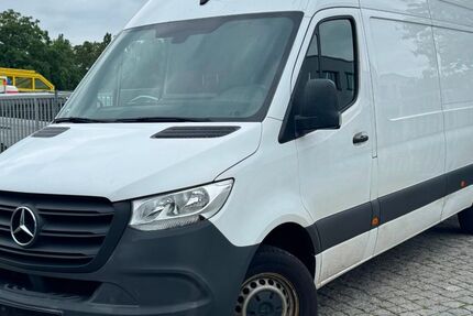 Mercedes-Benz Sprinter 368.000 km 15.990 &euro; Hannover 30179