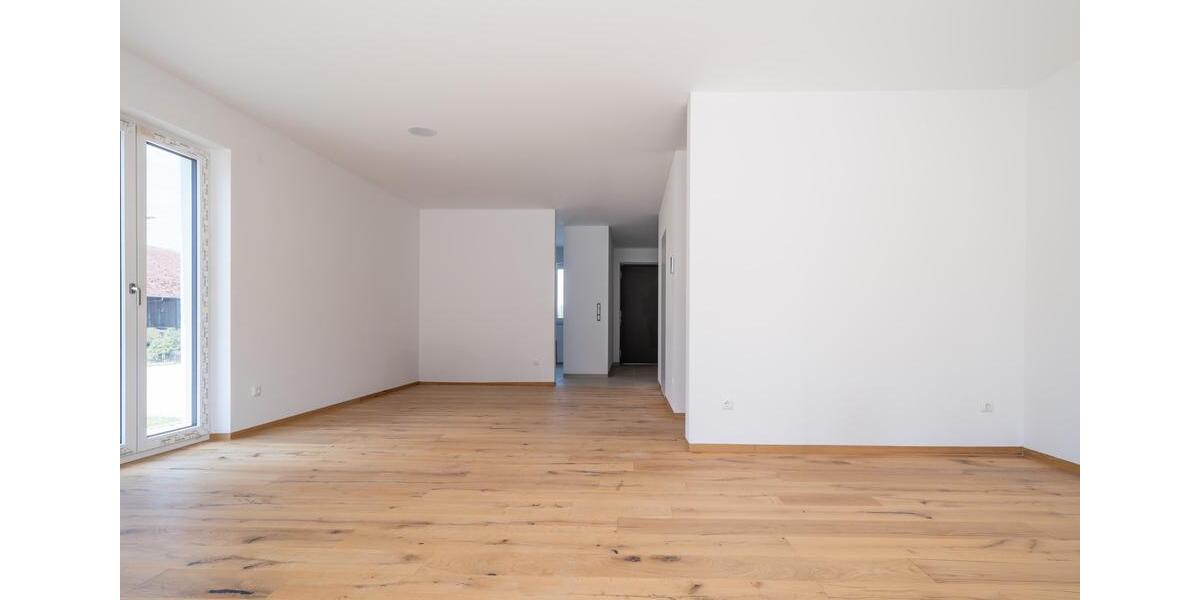 Doppelhaushälfte Aufhausen - 4 Zimmer, 135 m&sup2;, 1.350&euro; | Angebot:25229016