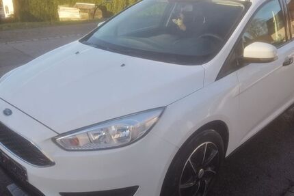 Ford Focus 74.000 km 8.199 &euro; Zusmarshausen 86441