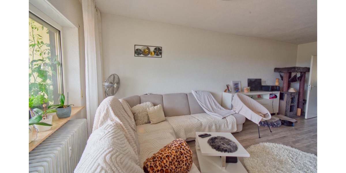 Top Aussicht(en)! Helle 4,5 Zimmerwohnung mit Aufzug und TG-Stellplatz - Etagenwohnung Villingen-Schwenningen Schwenningen | Angebot:27009344