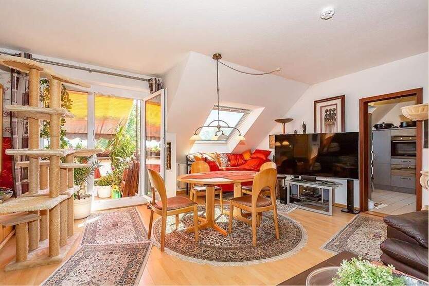 Charmantes Dachgeschoss - Mieter inklusive 2 zimmer