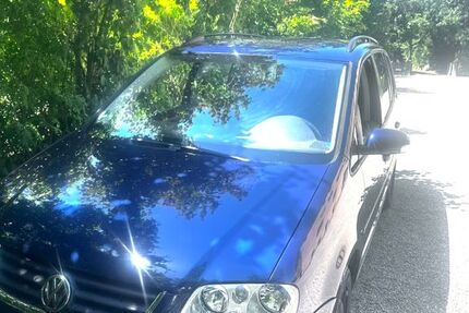 VW Touran 220.000 km 2.000 &euro; Raubling 83064