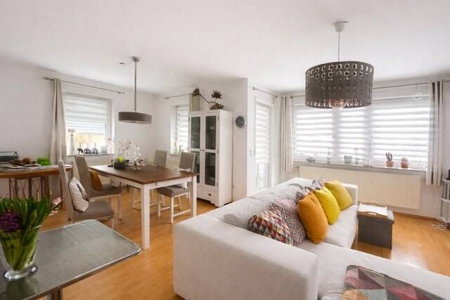 Etagenwohnung Pfullendorf - 3 Zimmer, 96 m&sup2;, 260.000&euro; | Angebot:26015861