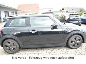 Mini Cooper SE Essential Trim Navi PanoDach Keyless 53.742 km 18.495 &euro; Donauwörth 86609