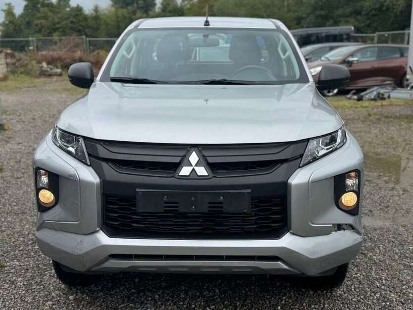 L200