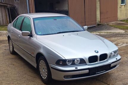 BMW 523 162.110 km 2.500 &euro; Pilsach 92367