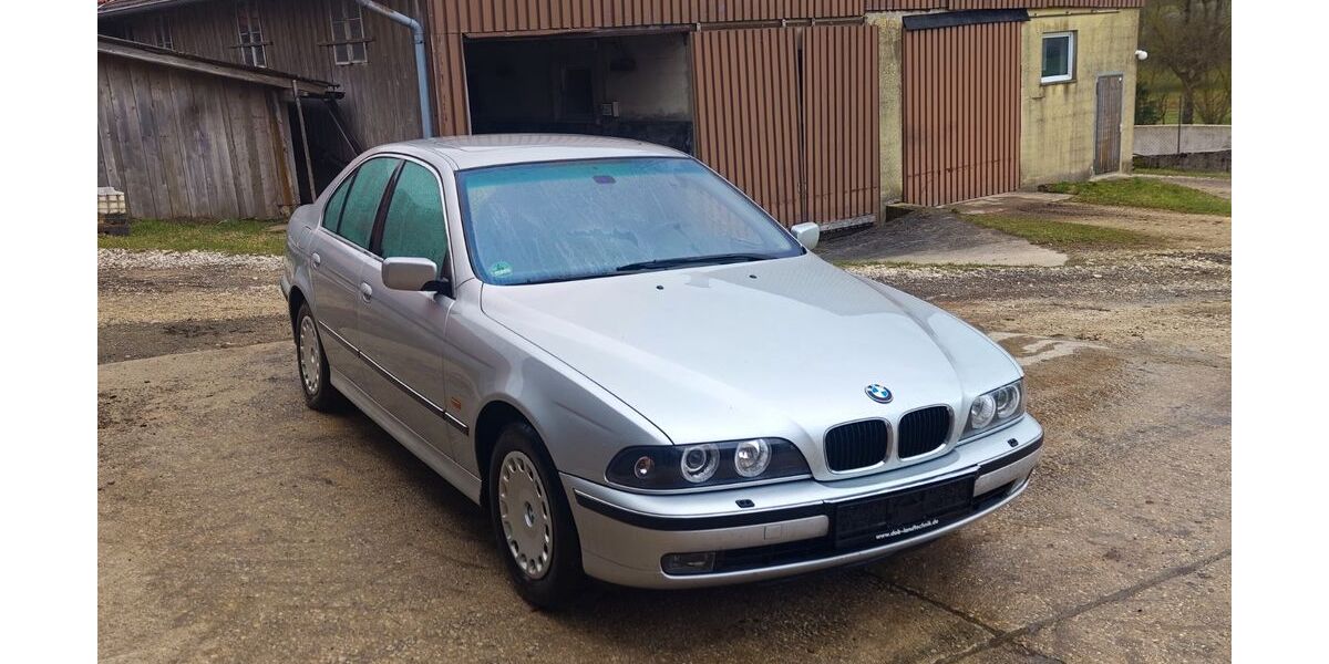 BMW 523 162.110 km 2.500 &euro; Pilsach 92367