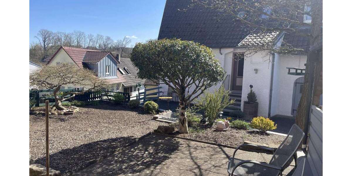 Etagenwohnung Sachsenheim - 6 Zimmer, 172 m&sup2;, 349.000&euro; | Angebot:26165374