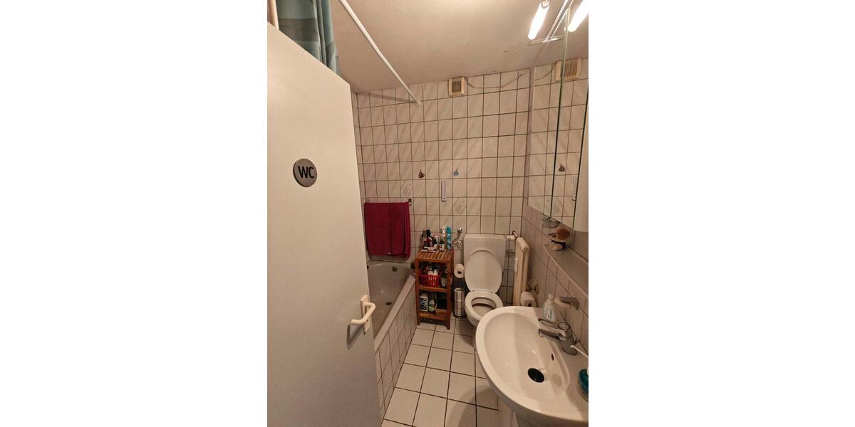 Etagenwohnung Mönchengladbach Süd - 3 Zimmer, 70 m&sup2;, 160.000&euro; | Angebot:26588526