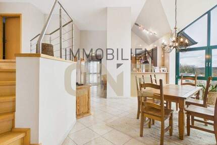 Haus Nittendorf Etterzhausen - 8 Zimmer, 259 m&sup2;, 975.000&euro; | Angebot:25108621