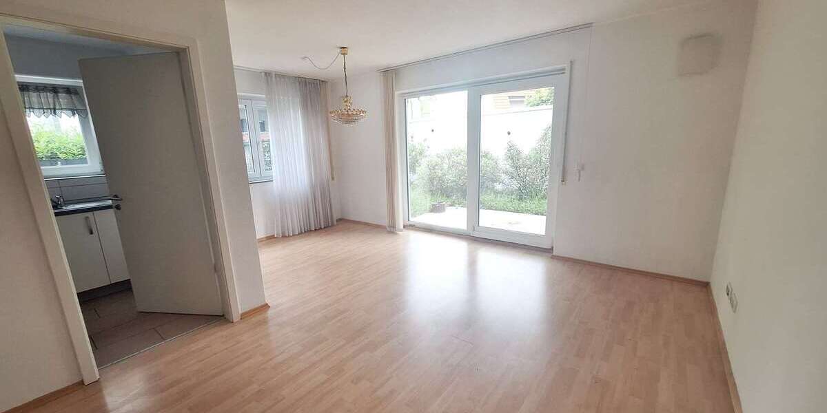 Etagenwohnung Sandhausen - 3 Zimmer, 81 m&sup2;, 970&euro; | Angebot:26676742