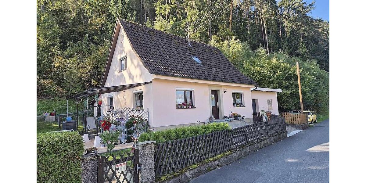Einfamilienhaus Kronach - 3 Zimmer, 82 m&sup2;, 980&euro; | Angebot:25280919