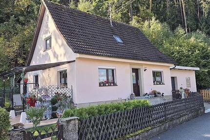Haus Kronach - 3 Zimmer, 82 m&sup2;, 980&euro; | Angebot:25280919