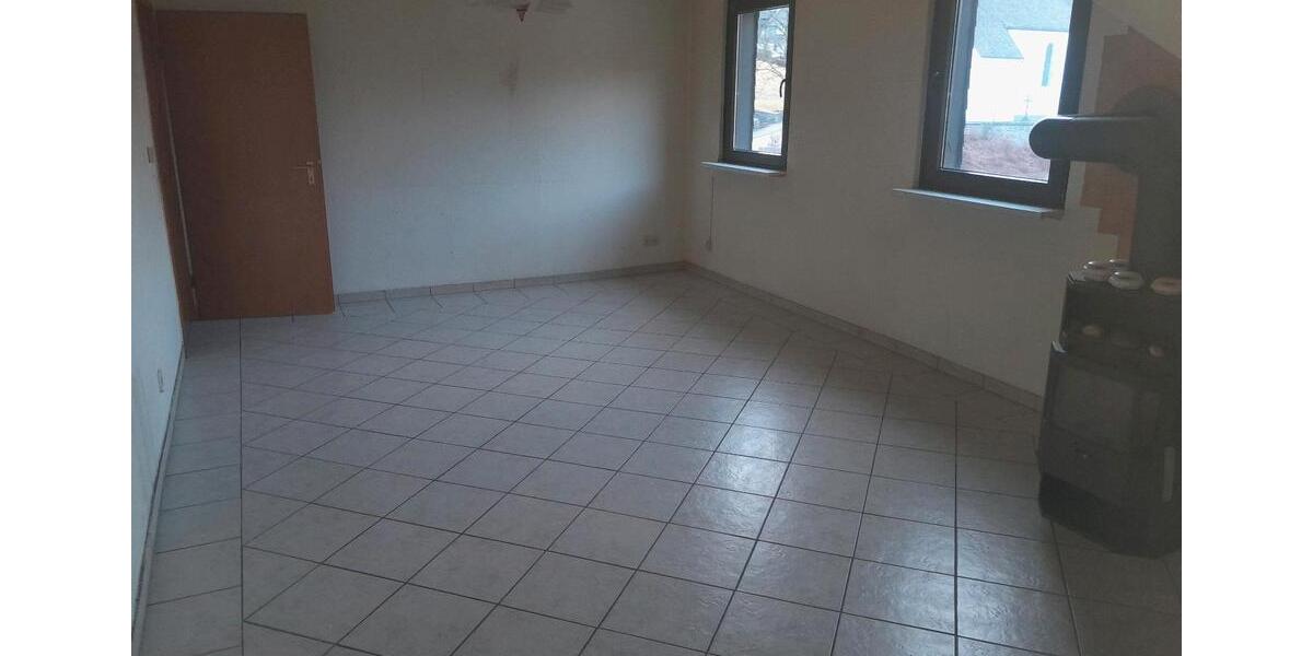 Dachgeschoßwohnung Olsberg - 4 Zimmer, 95 m&sup2;, 700&euro; | Angebot:25219280