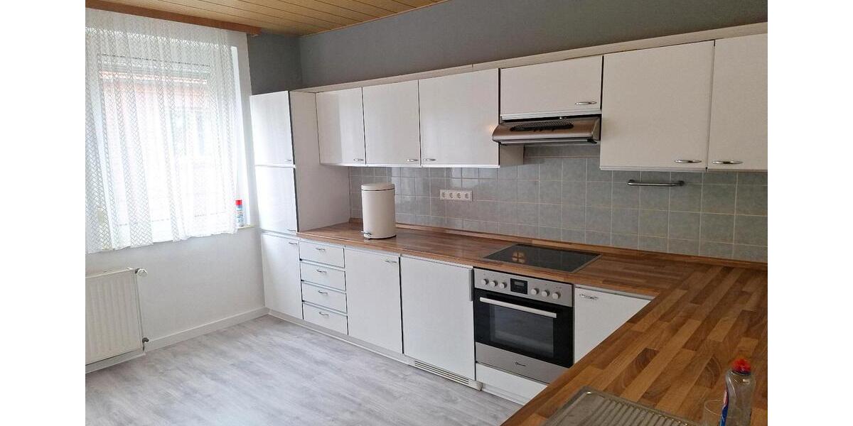 Etagenwohnung Uedem - 4 Zimmer, 100 m&sup2;, 1.180&euro; | Angebot:26382985